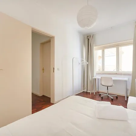 Saldanha Avenida Apartamento *