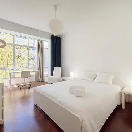 Saldanha Avenida Apartamento *