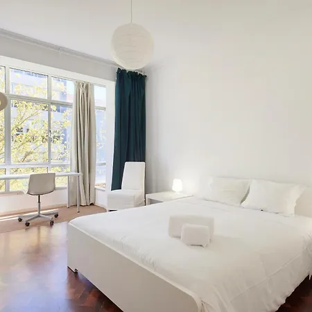 Saldanha Avenida * Lisbon